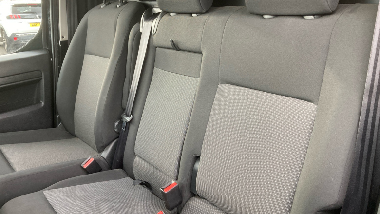 Citroen Dispatch M Diesel 1400 2.0 BlueHDi 145 Van Enterprise Edition EAT8